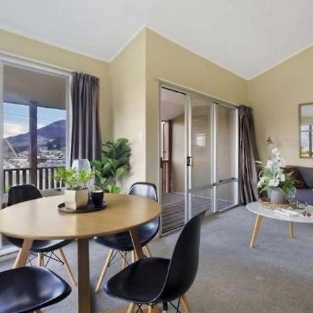 הוילה קווינסטאון Ultimate Convenience, Walk-To-Town Townhouse מראה חיצוני תמונה